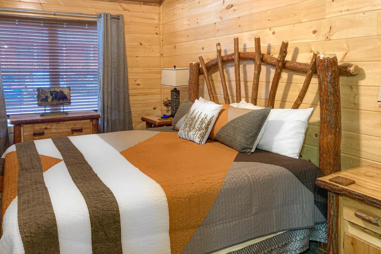 The Lazy Bear Villa Пиджен Фордж Екстериор снимка