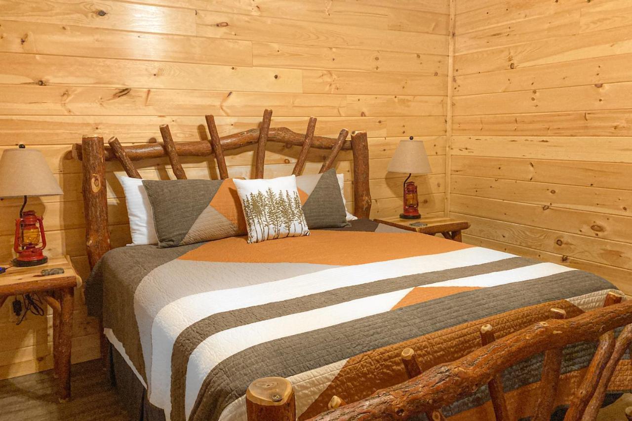 The Lazy Bear Villa Пиджен Фордж Екстериор снимка